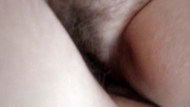 A mãe de família muda brasileirinhas vídeos pornô o Sexo a mãe fode com o Filho e a filha com o pai