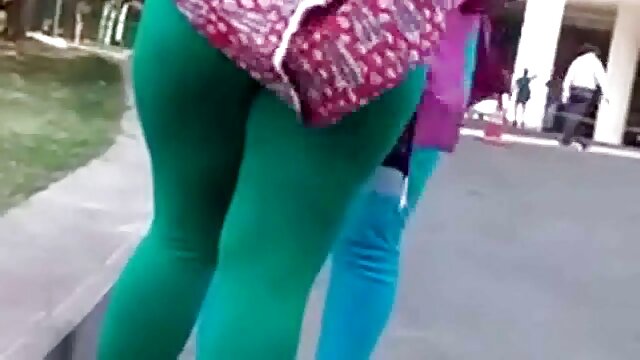 Um estudante quero ver um filme pornô com as brasileirinhas informal fodeu um grande rabo em meias